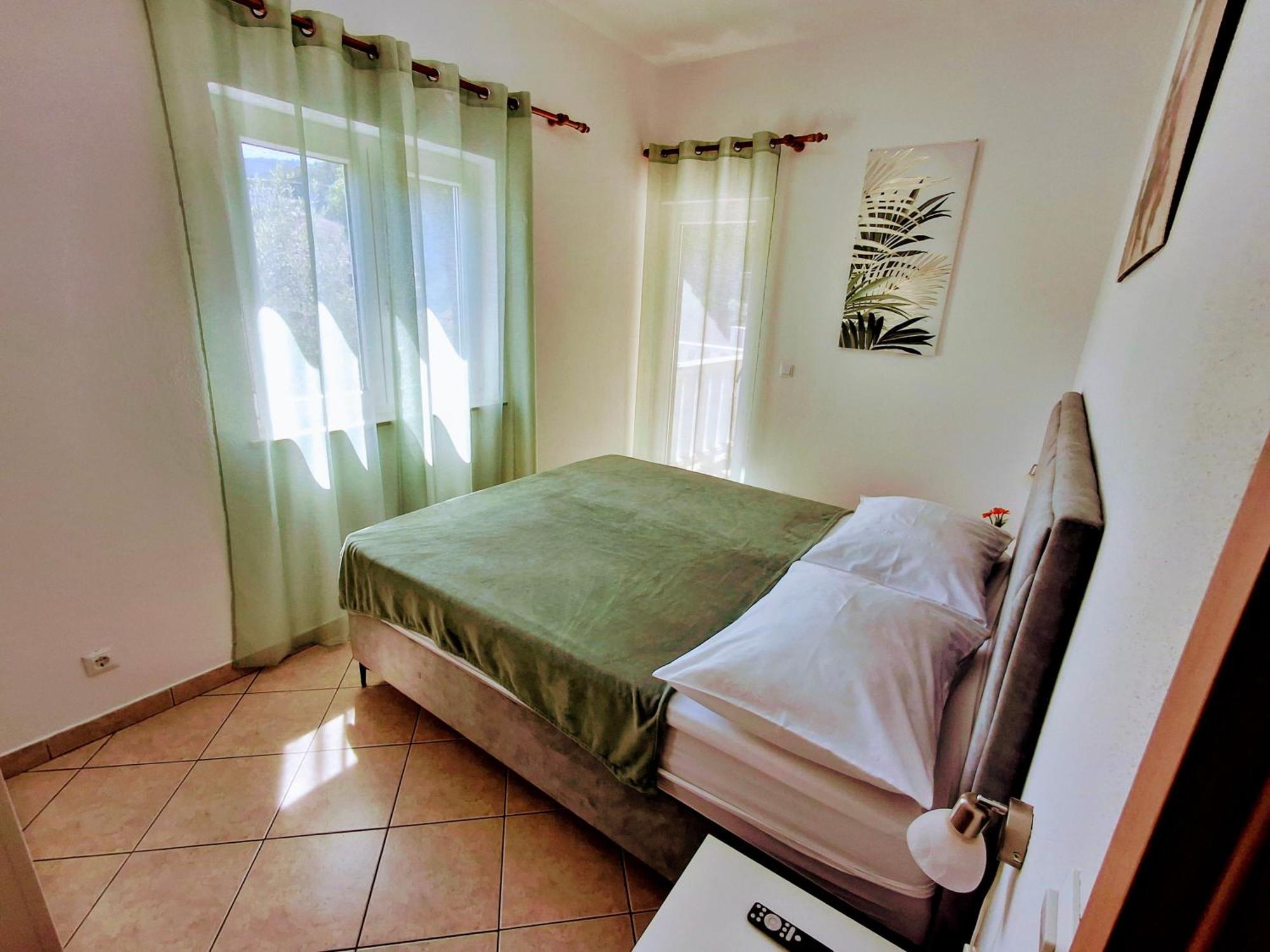 Apartmani Marta Marina Exterior foto